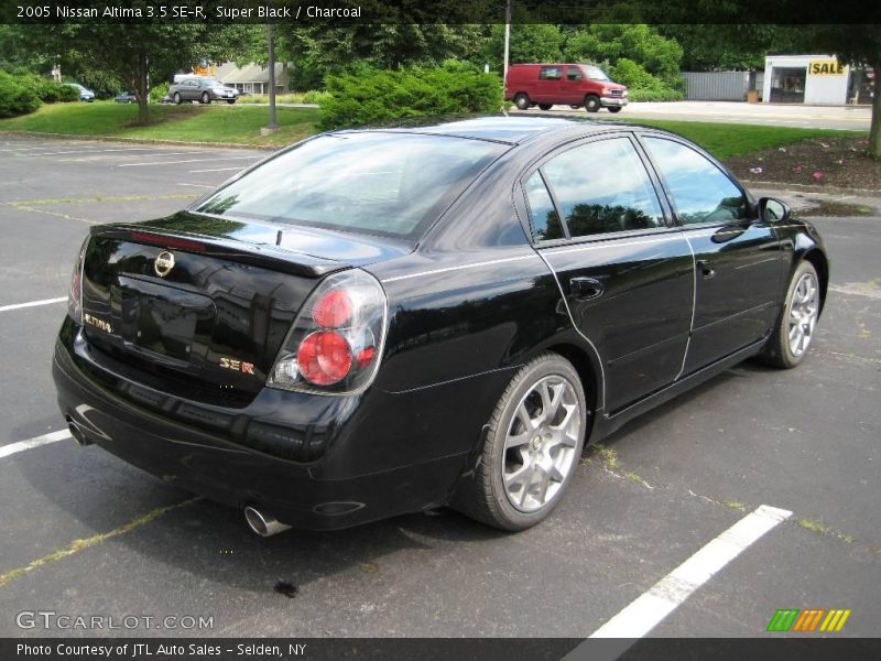 Super Black / Charcoal 2005 Nissan Altima 3.5 SE-R