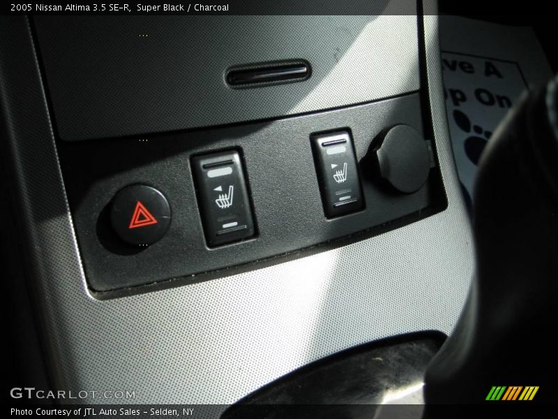 Super Black / Charcoal 2005 Nissan Altima 3.5 SE-R