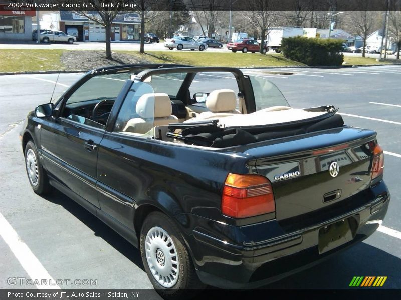 Black / Beige 2002 Volkswagen Cabrio GLS