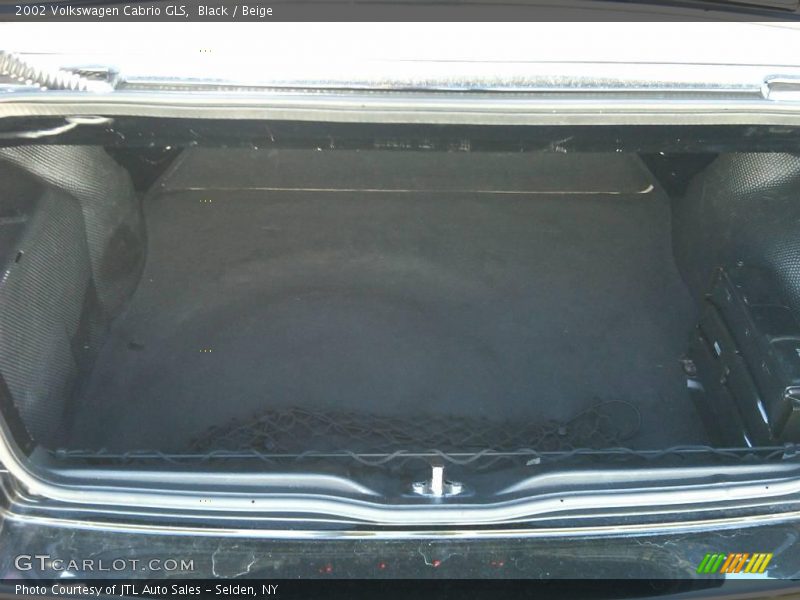 Black / Beige 2002 Volkswagen Cabrio GLS