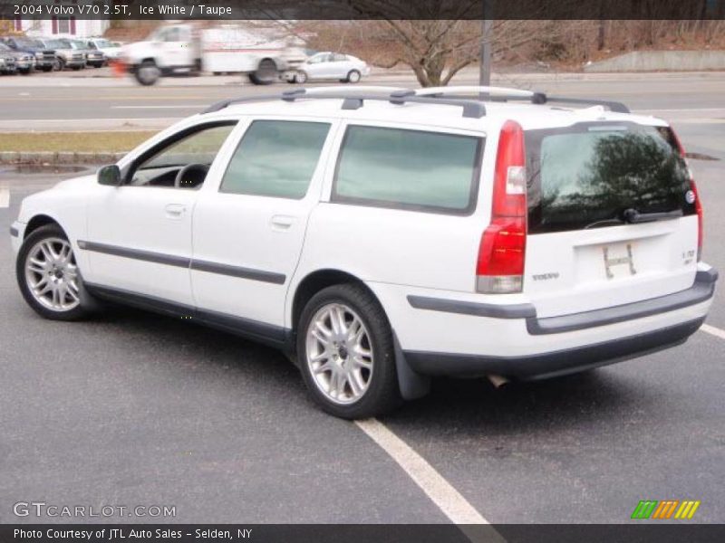 Ice White / Taupe 2004 Volvo V70 2.5T