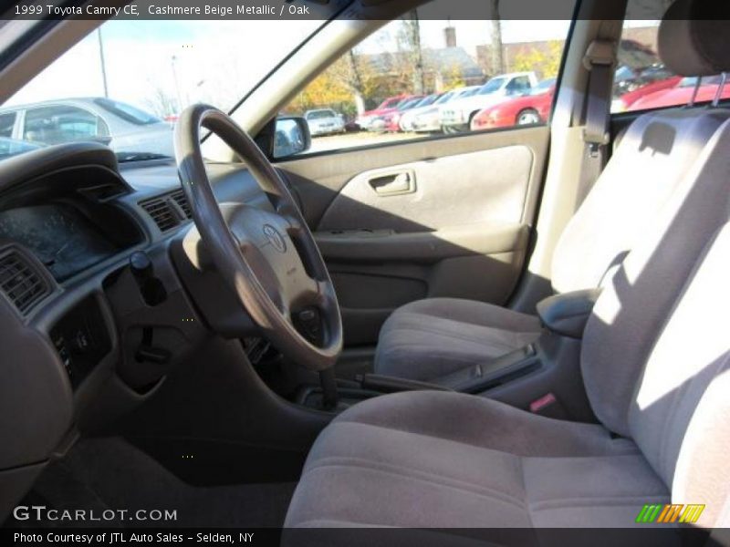 Cashmere Beige Metallic / Oak 1999 Toyota Camry CE