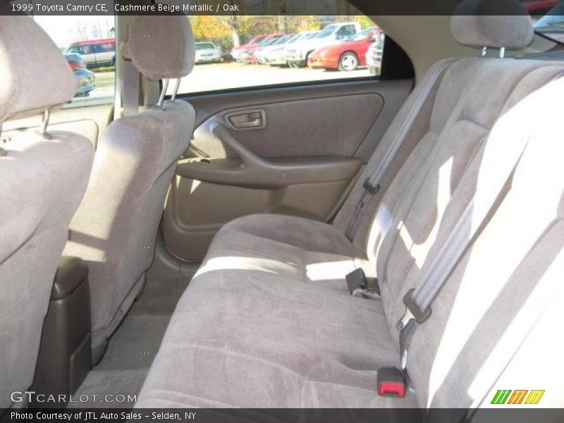 Cashmere Beige Metallic / Oak 1999 Toyota Camry CE