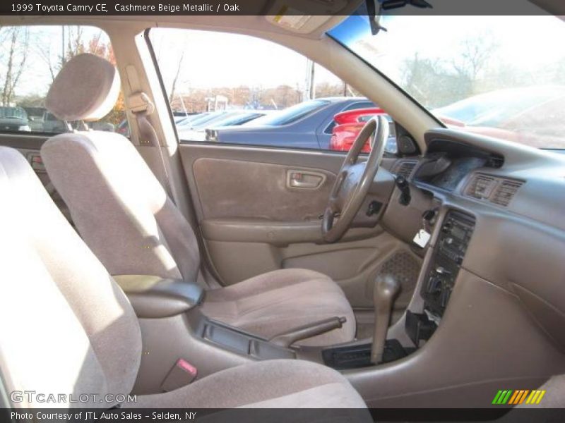 Cashmere Beige Metallic / Oak 1999 Toyota Camry CE