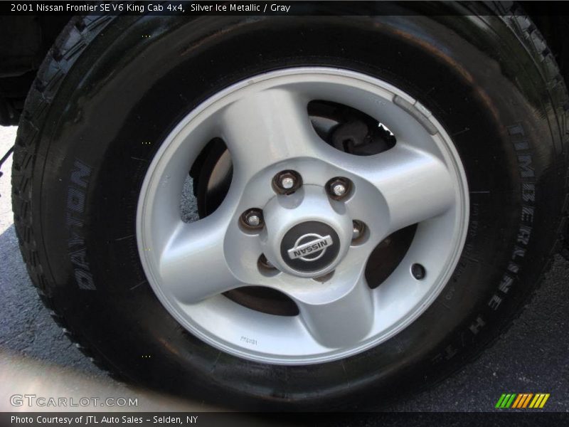 Silver Ice Metallic / Gray 2001 Nissan Frontier SE V6 King Cab 4x4