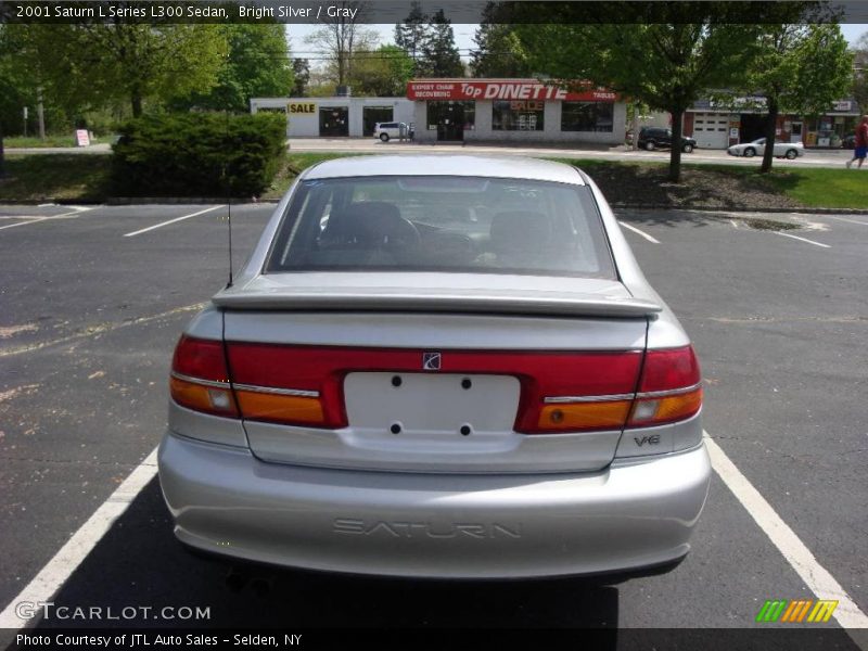 Bright Silver / Gray 2001 Saturn L Series L300 Sedan