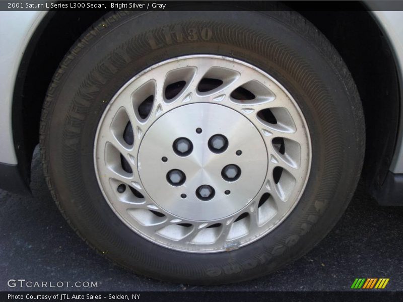 Bright Silver / Gray 2001 Saturn L Series L300 Sedan