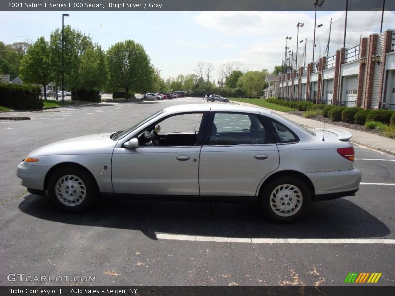 Bright Silver / Gray 2001 Saturn L Series L300 Sedan