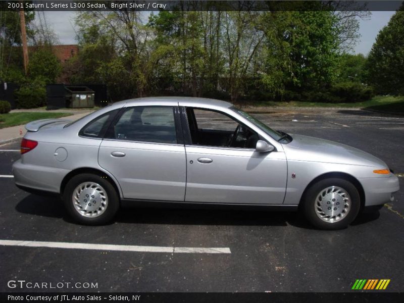 Bright Silver / Gray 2001 Saturn L Series L300 Sedan
