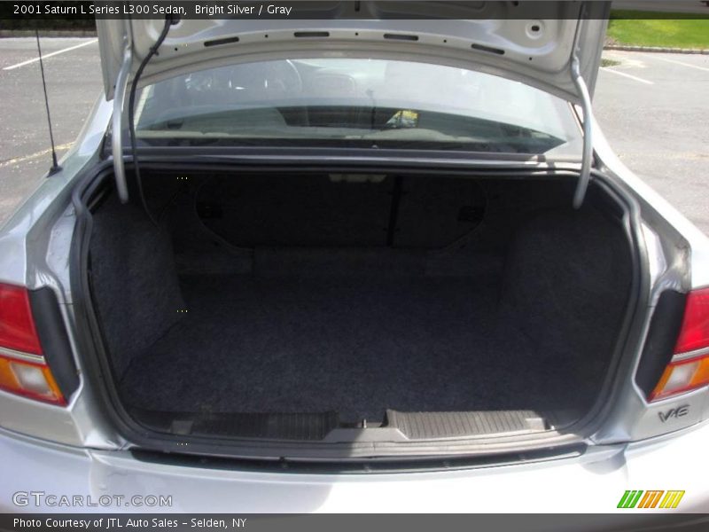 Bright Silver / Gray 2001 Saturn L Series L300 Sedan
