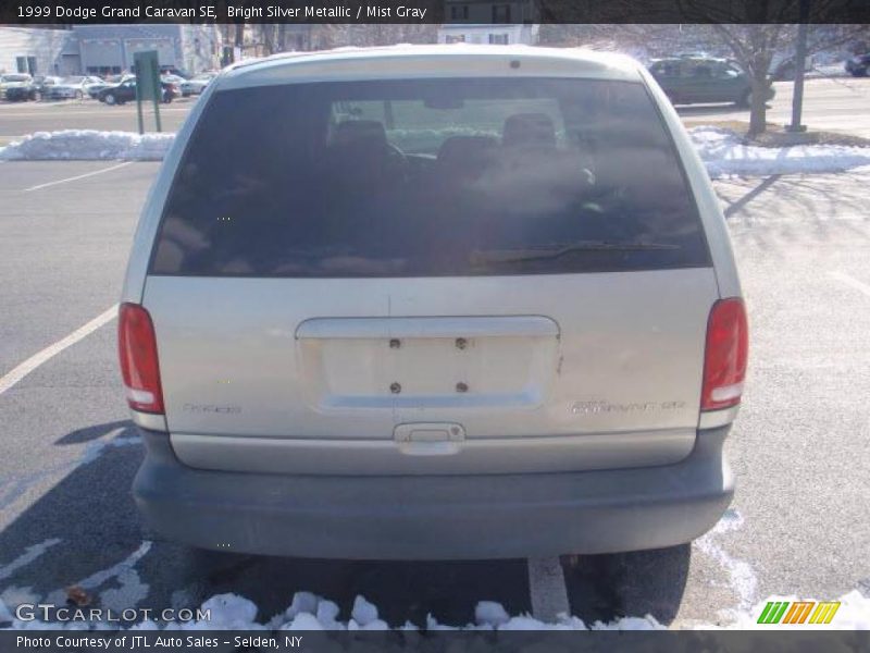 Bright Silver Metallic / Mist Gray 1999 Dodge Grand Caravan SE