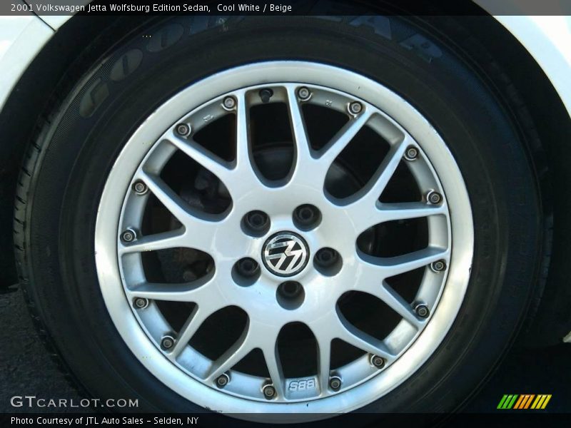 Cool White / Beige 2001 Volkswagen Jetta Wolfsburg Edition Sedan