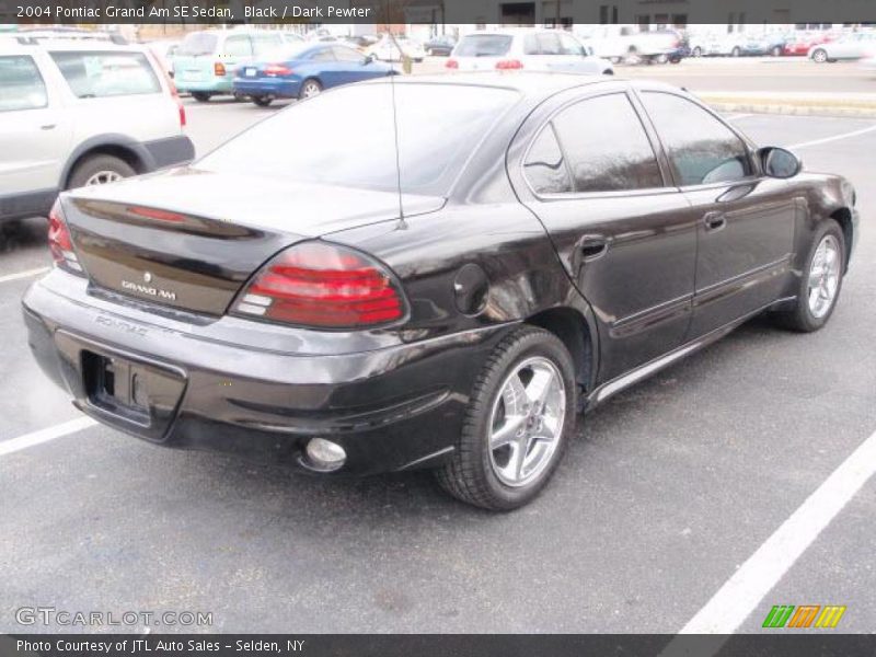 Black / Dark Pewter 2004 Pontiac Grand Am SE Sedan