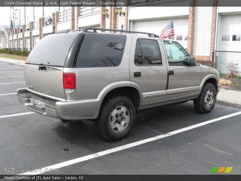 Light Pewter Metallic / Graphite Gray 2004 Chevrolet Blazer LS 4x4