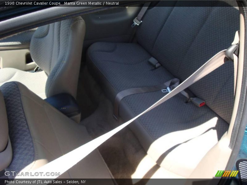Manta Green Metallic / Neutral 1998 Chevrolet Cavalier Coupe