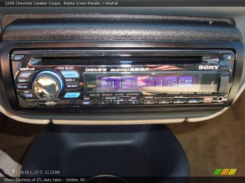 Manta Green Metallic / Neutral 1998 Chevrolet Cavalier Coupe