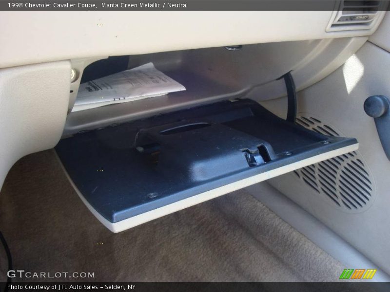 Manta Green Metallic / Neutral 1998 Chevrolet Cavalier Coupe