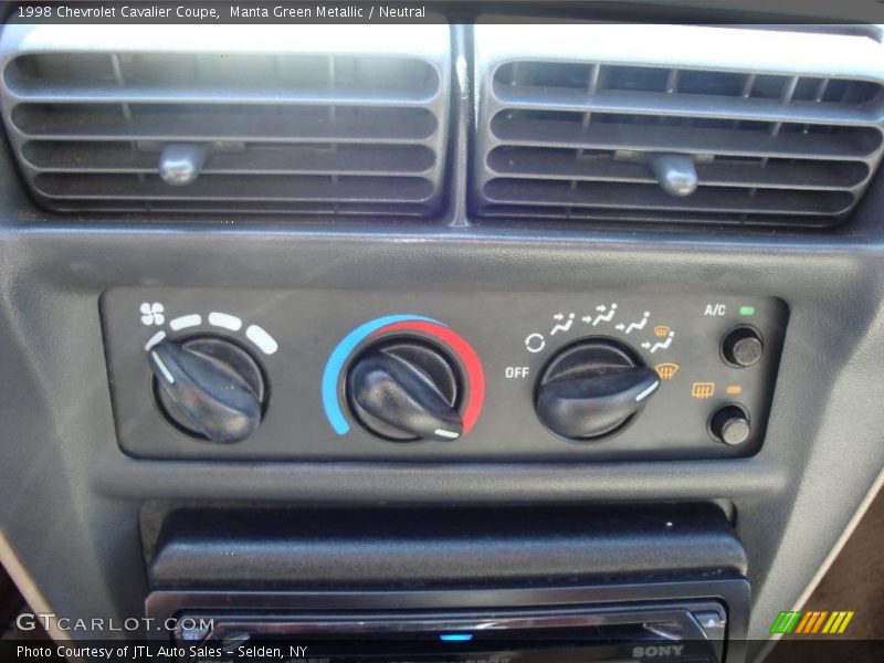 Manta Green Metallic / Neutral 1998 Chevrolet Cavalier Coupe