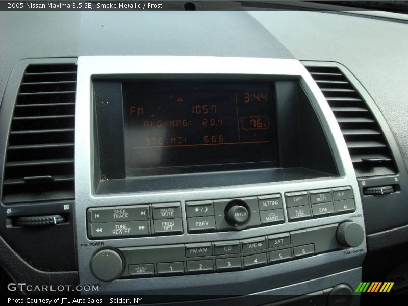 Smoke Metallic / Frost 2005 Nissan Maxima 3.5 SE