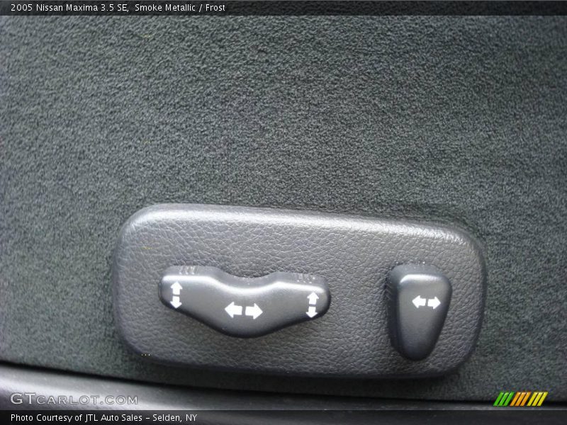Smoke Metallic / Frost 2005 Nissan Maxima 3.5 SE