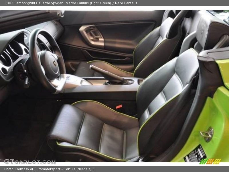  2007 Gallardo Spyder Nero Perseus Interior