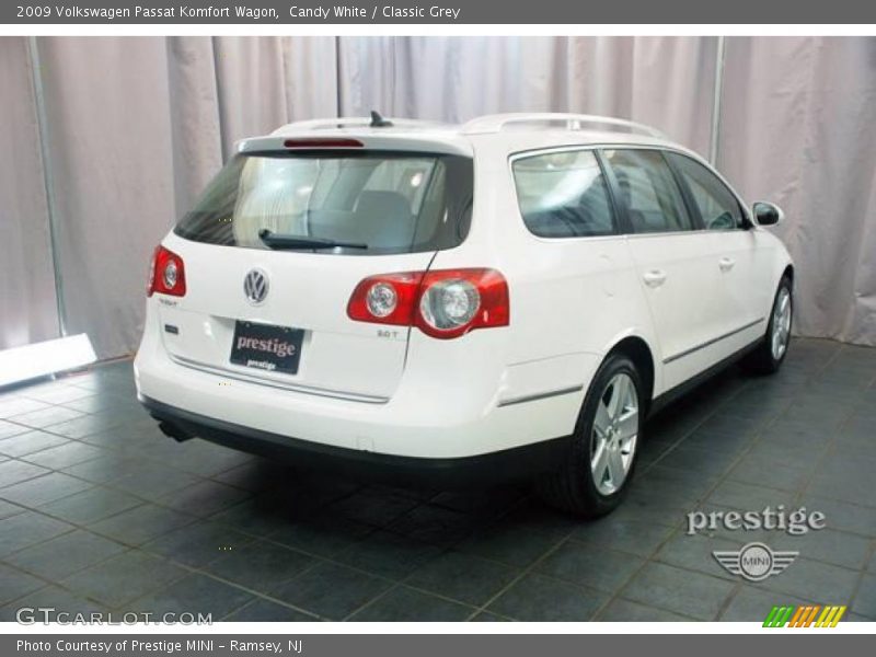 Candy White / Classic Grey 2009 Volkswagen Passat Komfort Wagon