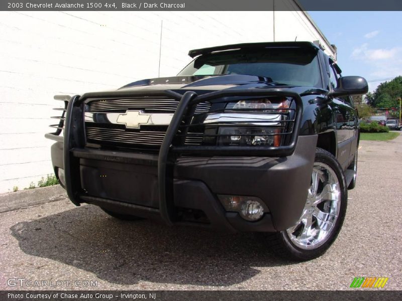 Black / Dark Charcoal 2003 Chevrolet Avalanche 1500 4x4