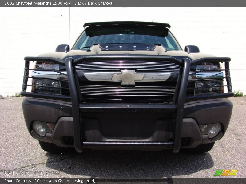 Black / Dark Charcoal 2003 Chevrolet Avalanche 1500 4x4