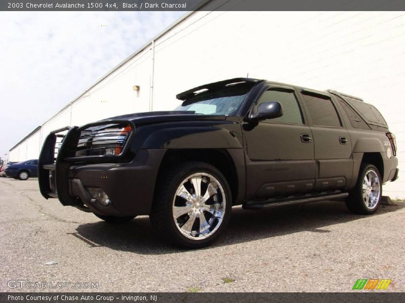 Black / Dark Charcoal 2003 Chevrolet Avalanche 1500 4x4