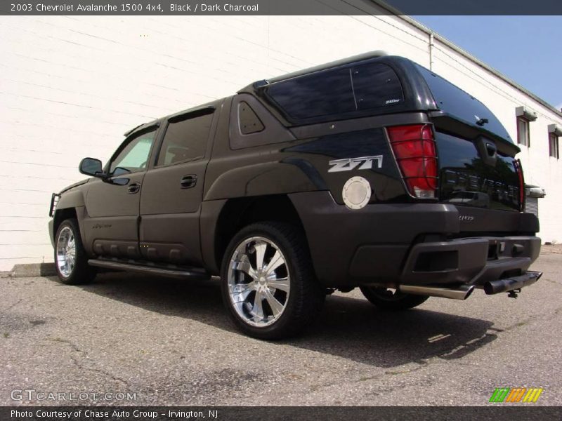 Black / Dark Charcoal 2003 Chevrolet Avalanche 1500 4x4