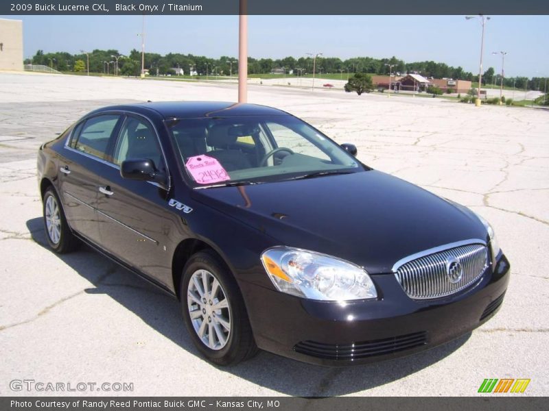 Black Onyx / Titanium 2009 Buick Lucerne CXL