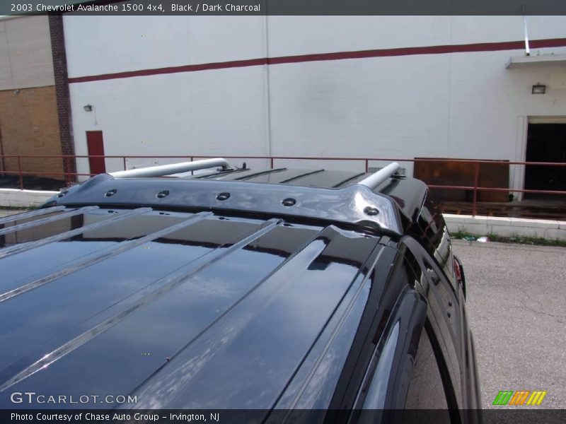 Black / Dark Charcoal 2003 Chevrolet Avalanche 1500 4x4