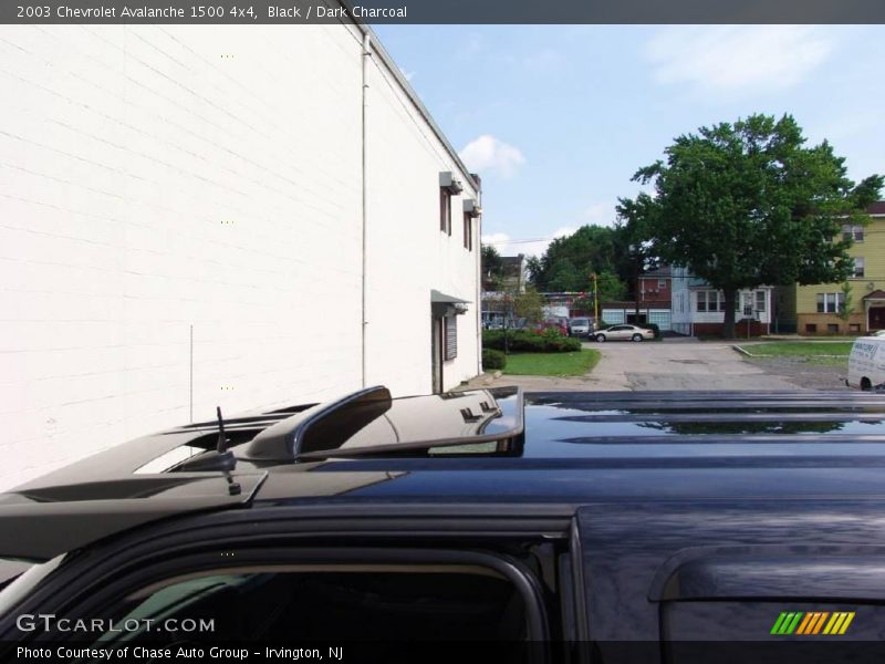 Black / Dark Charcoal 2003 Chevrolet Avalanche 1500 4x4