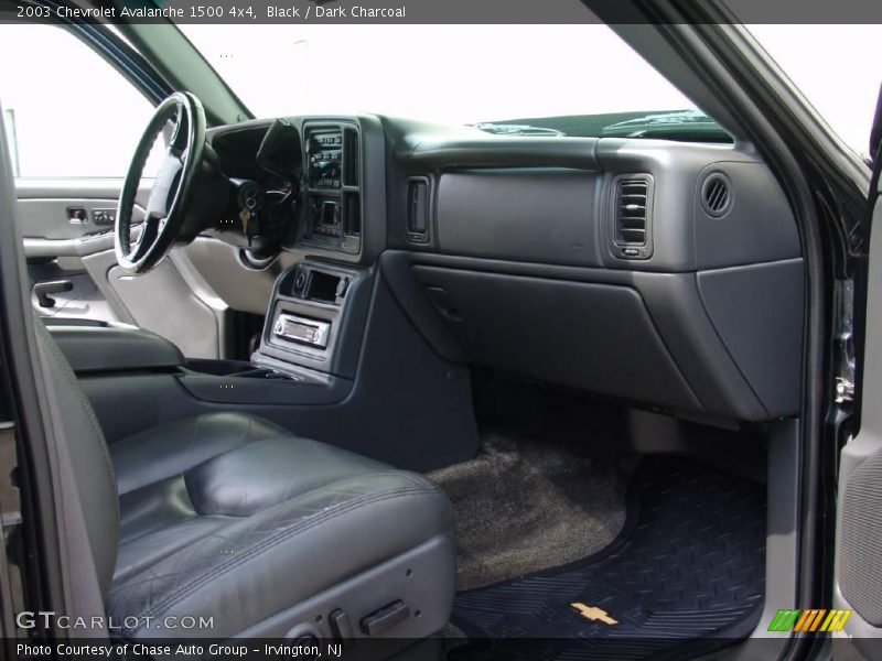 Black / Dark Charcoal 2003 Chevrolet Avalanche 1500 4x4