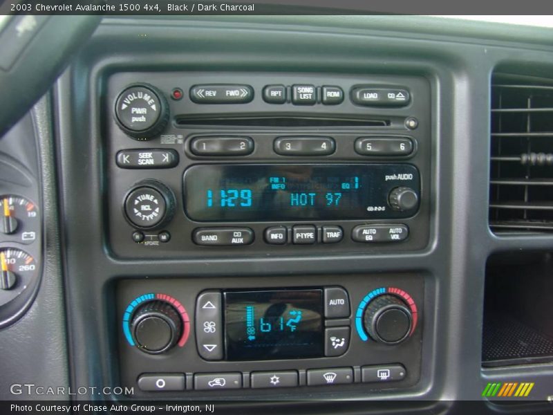 Black / Dark Charcoal 2003 Chevrolet Avalanche 1500 4x4