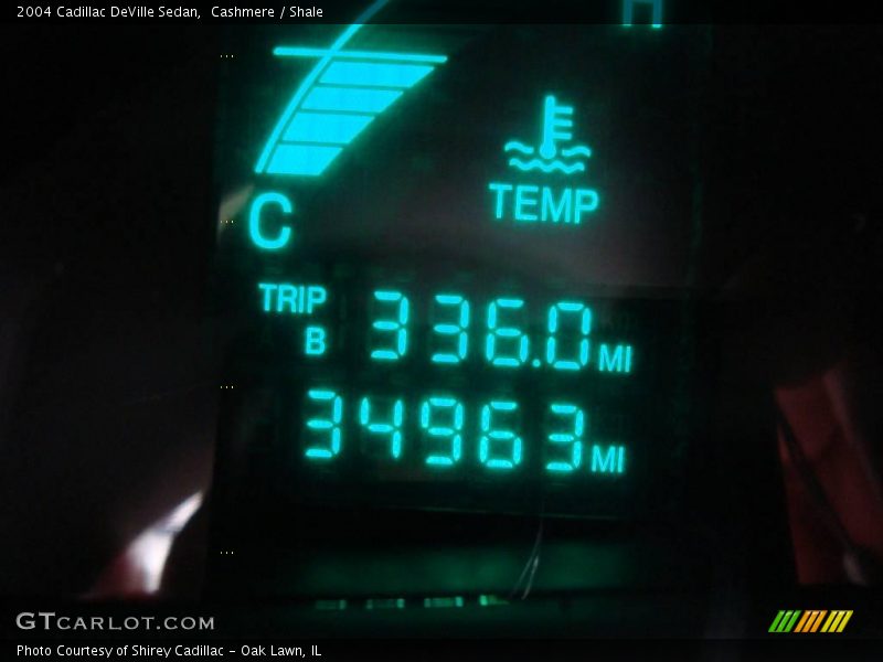 Cashmere / Shale 2004 Cadillac DeVille Sedan