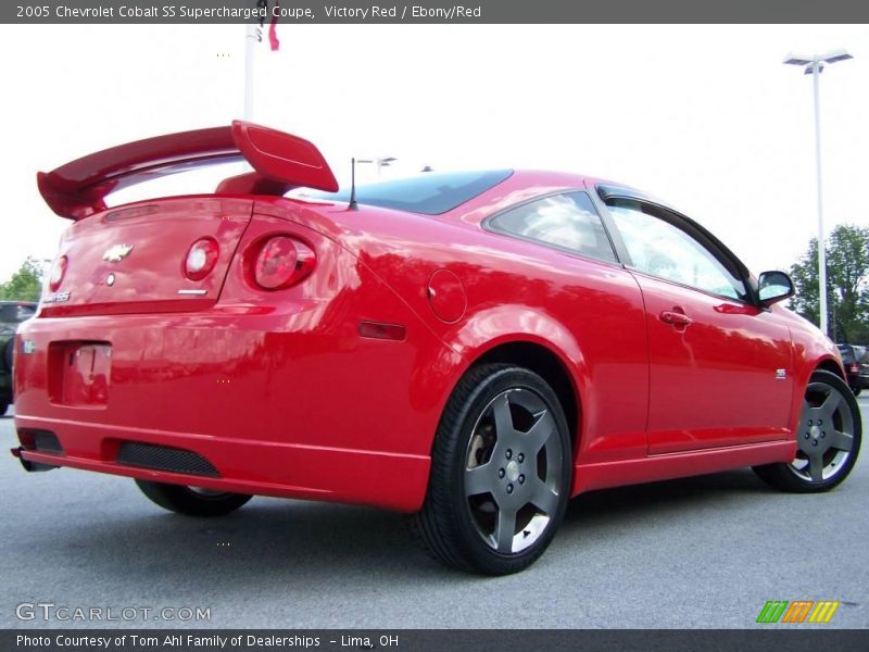 Victory Red / Ebony/Red 2005 Chevrolet Cobalt SS Supercharged Coupe