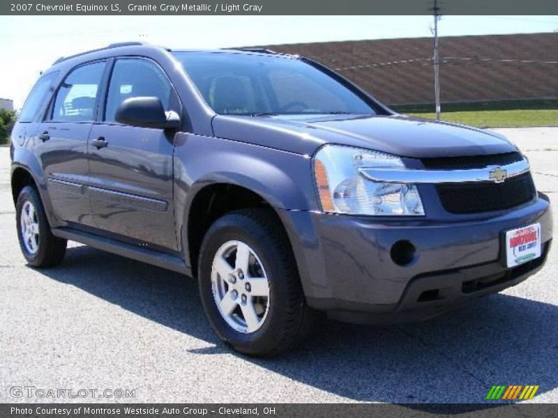 Granite Gray Metallic / Light Gray 2007 Chevrolet Equinox LS