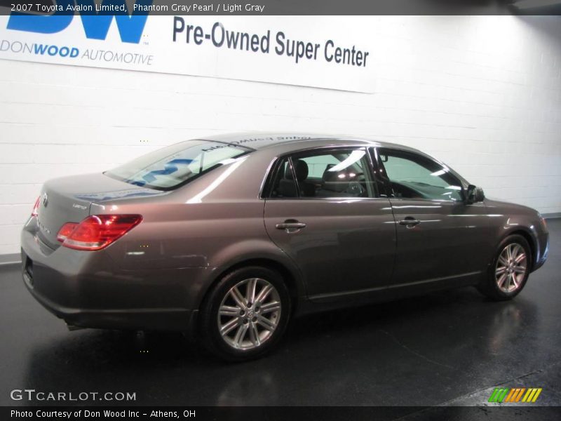 Phantom Gray Pearl / Light Gray 2007 Toyota Avalon Limited