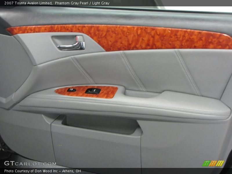 Phantom Gray Pearl / Light Gray 2007 Toyota Avalon Limited