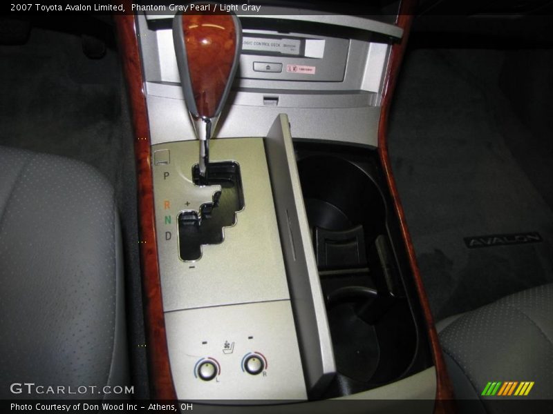 Phantom Gray Pearl / Light Gray 2007 Toyota Avalon Limited