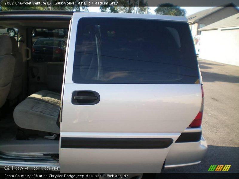 Galaxy Silver Metallic / Medium Gray 2002 Chevrolet Venture LS