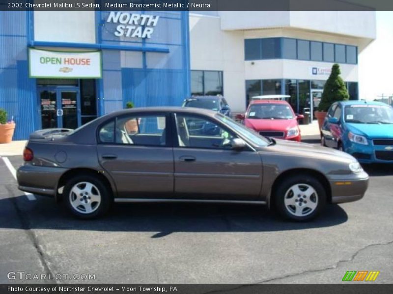 Medium Bronzemist Metallic / Neutral 2002 Chevrolet Malibu LS Sedan