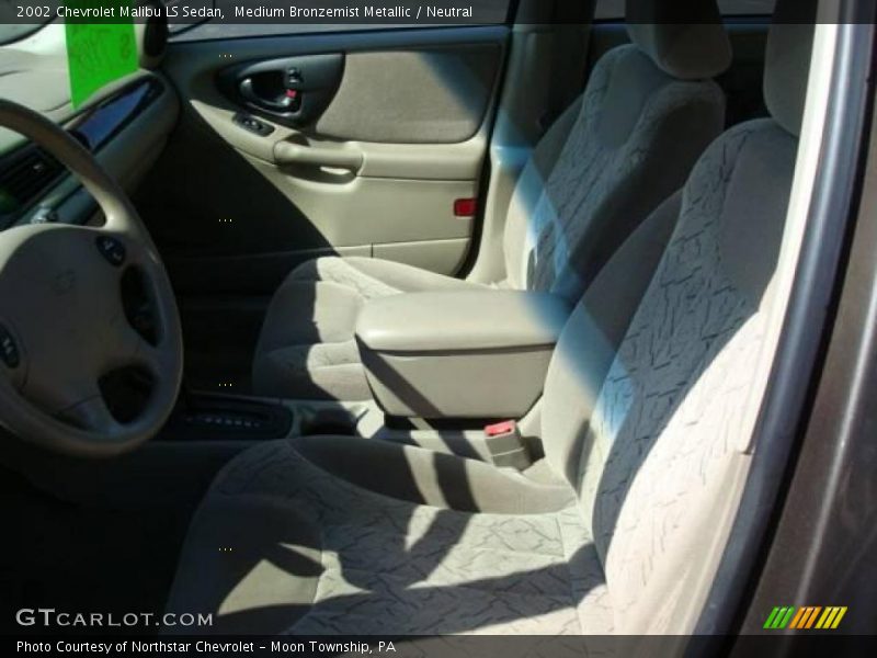 Medium Bronzemist Metallic / Neutral 2002 Chevrolet Malibu LS Sedan