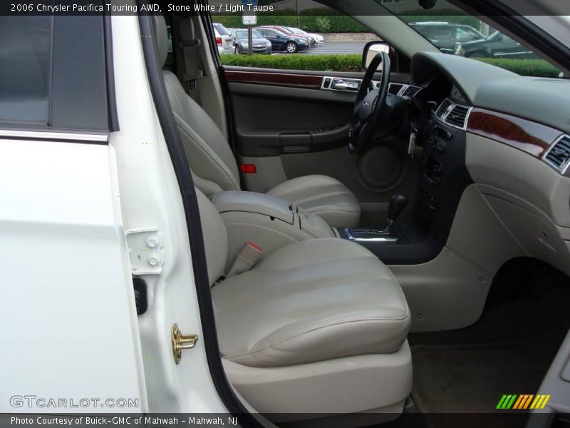 Stone White / Light Taupe 2006 Chrysler Pacifica Touring AWD