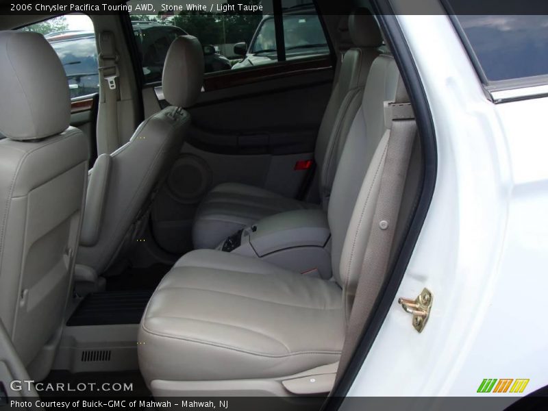 Stone White / Light Taupe 2006 Chrysler Pacifica Touring AWD