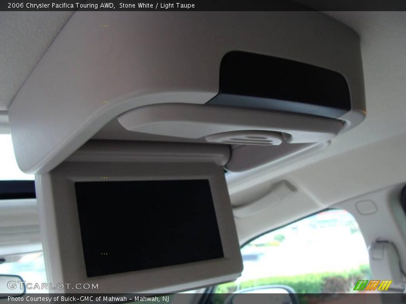 Stone White / Light Taupe 2006 Chrysler Pacifica Touring AWD