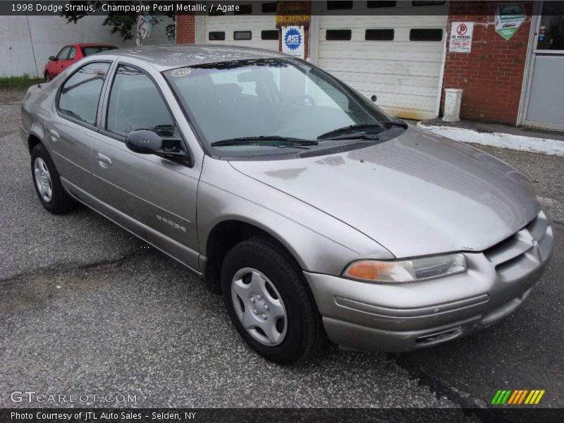 Champagne Pearl Metallic / Agate 1998 Dodge Stratus