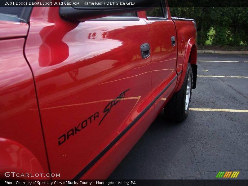 Flame Red / Dark Slate Gray 2001 Dodge Dakota Sport Quad Cab 4x4