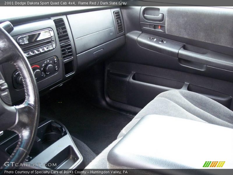 Flame Red / Dark Slate Gray 2001 Dodge Dakota Sport Quad Cab 4x4